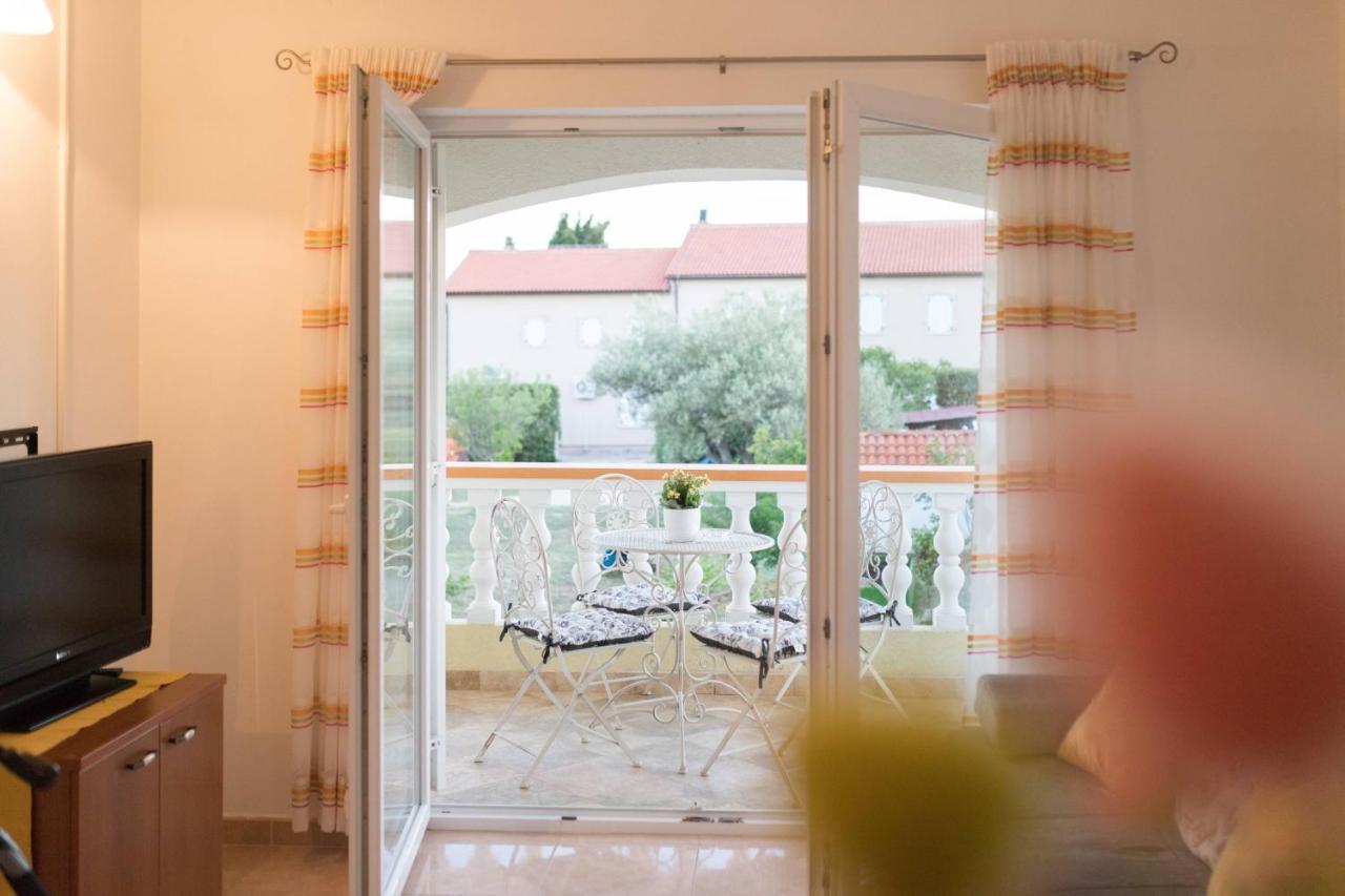 Apartmani Lenka Уґлян Екстер'єр фото